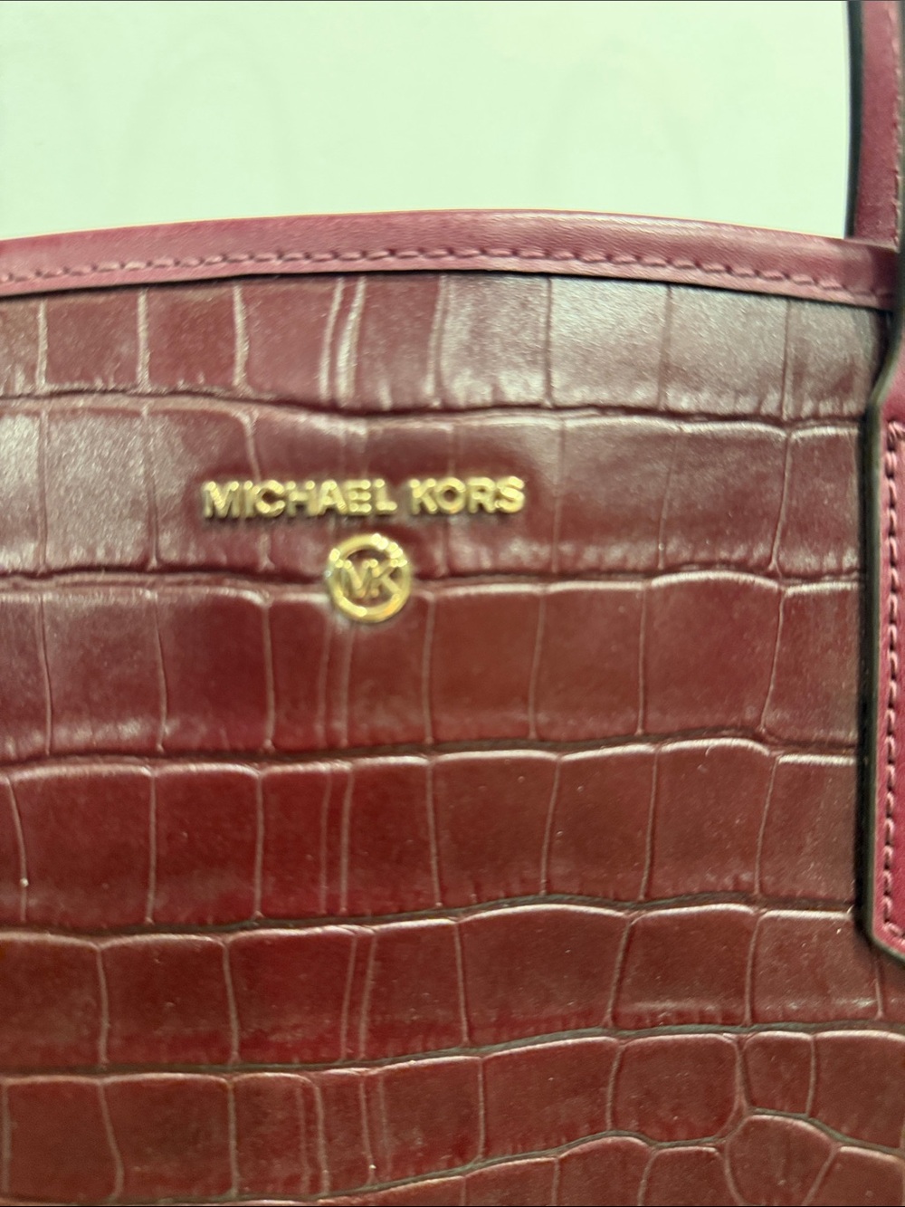 Michael Kors NWT LG tote Dk Berry “Jane” Embosed Leather gold hardware - Picture 3 of 14